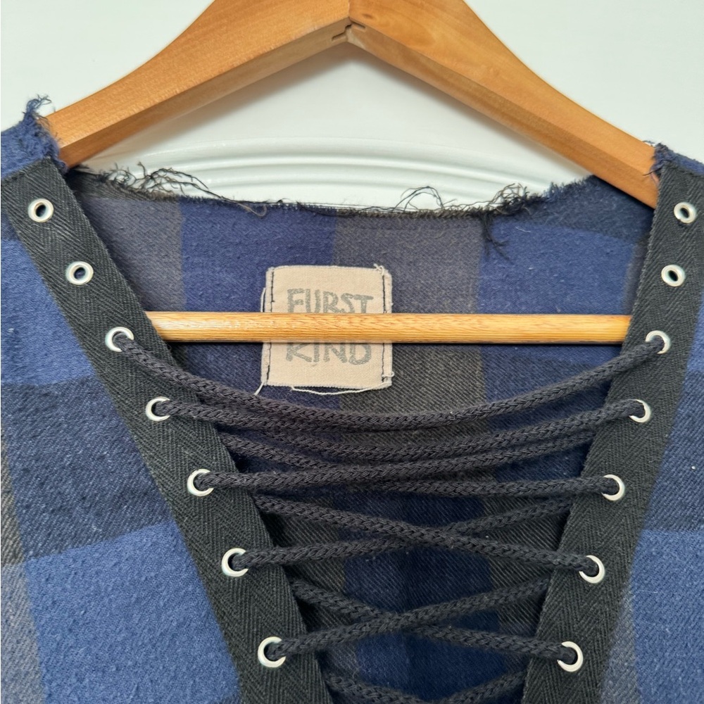 LF Flannel - Picture 2 of 3